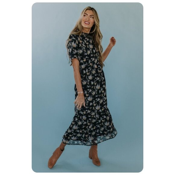 Roolee Mom Navy Blue Floral Short Sleeve Modest Nursing Maxi Dress sz S - Picture 1 of 7